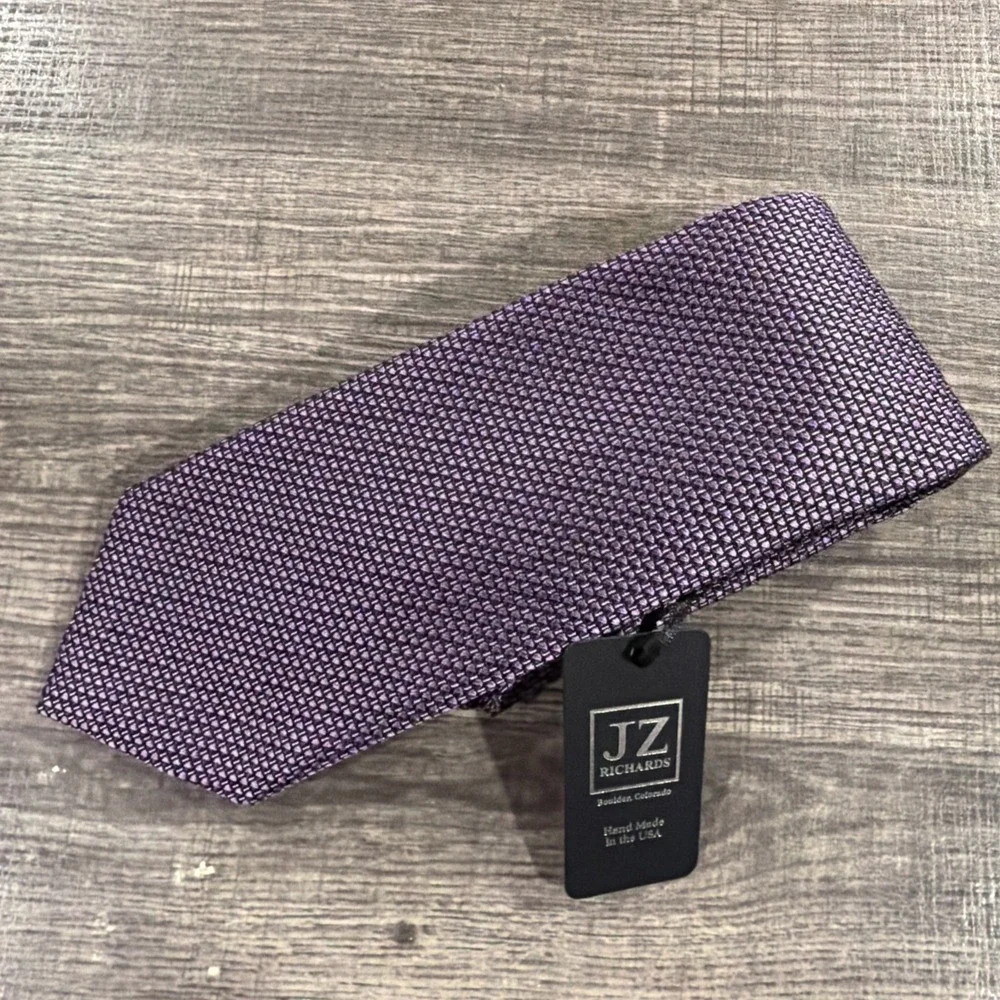 J Z Richard's Men's Silk‎ Tie Geometrical Print  Purple 100% Silk Made In USA